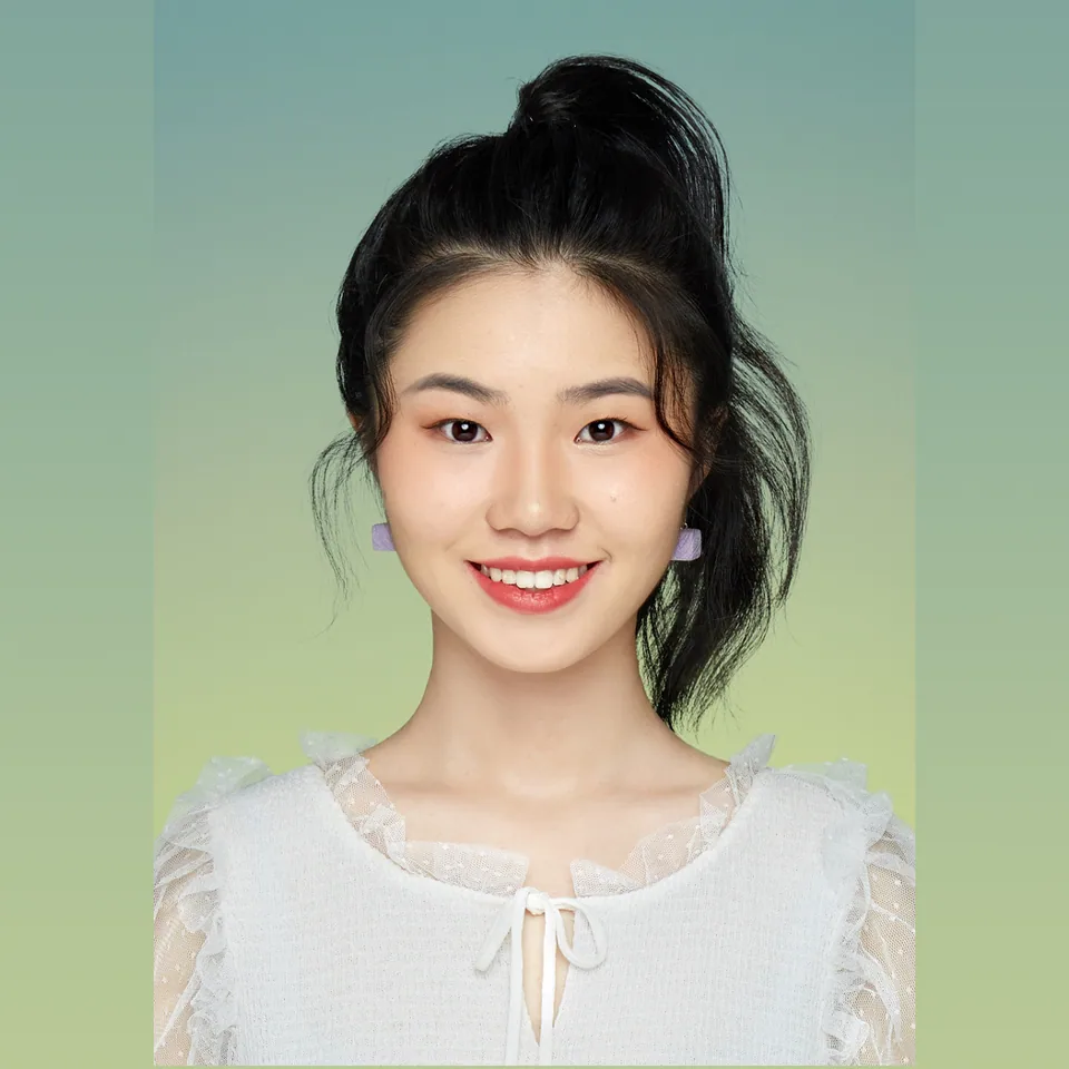 Portrait of Hanxi Bao